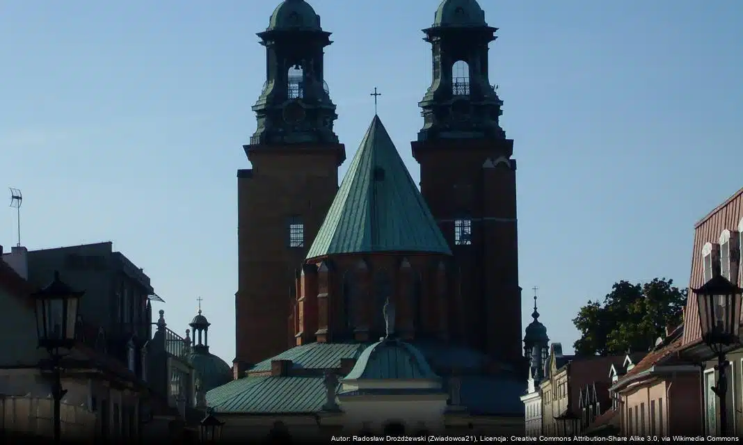 Warsztaty tworzenia zimowych book-nooków w Gnieźnie